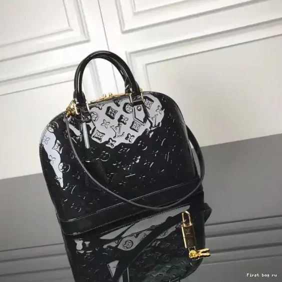 First bag ru VUITTON PM ALMA LOUIS 0613